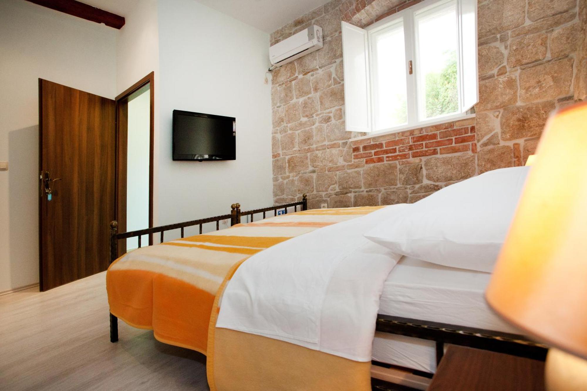 Apartments Galic Split Bagian luar foto