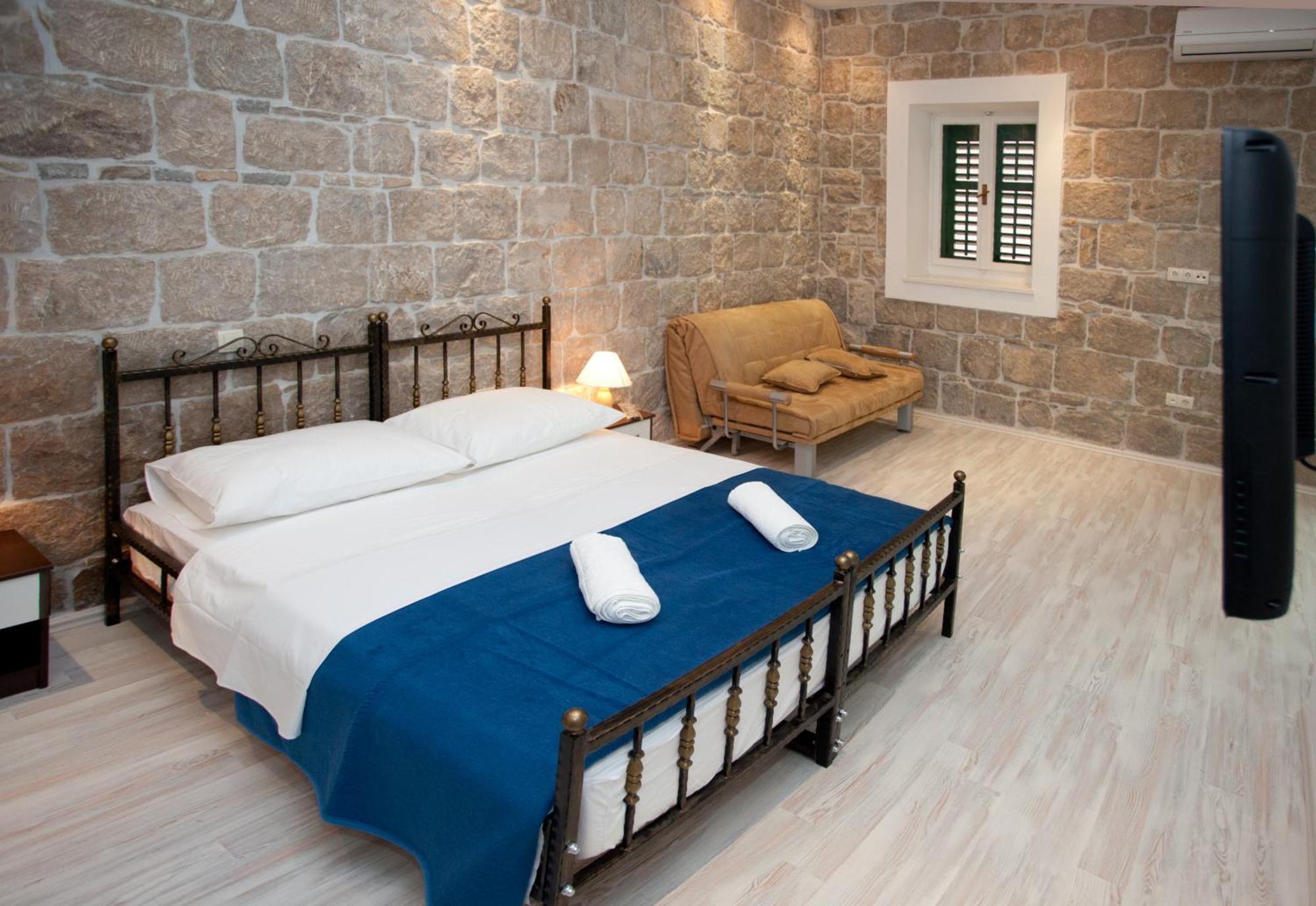 Apartments Galic Split Bagian luar foto
